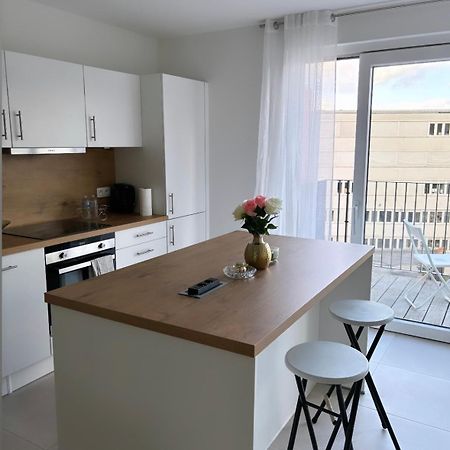 2 Bedrooms Luxury Apartment - Guillemins Льеж Экстерьер фото